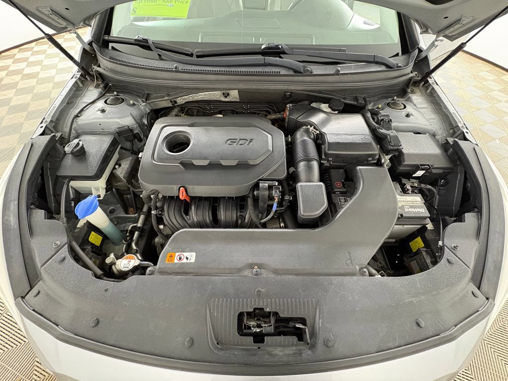 Used 2017 Hyundai Sonata Limited w/ Ultimate Package 04 FWD image 33