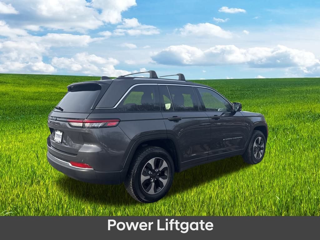 Used 2023 Jeep Grand Cherokee 4WD 4xe image 5