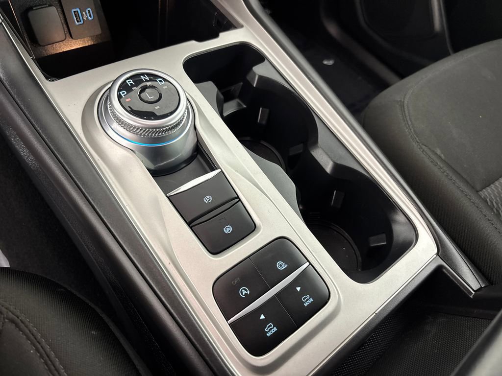 Used 2024 Ford Explorer XLT image 24