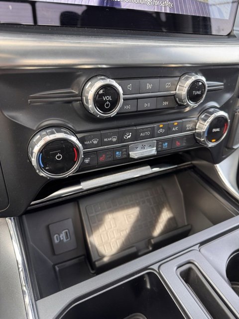 Used 2022 Ford F150 Lariat w/ Equipment Group 502A High image 22