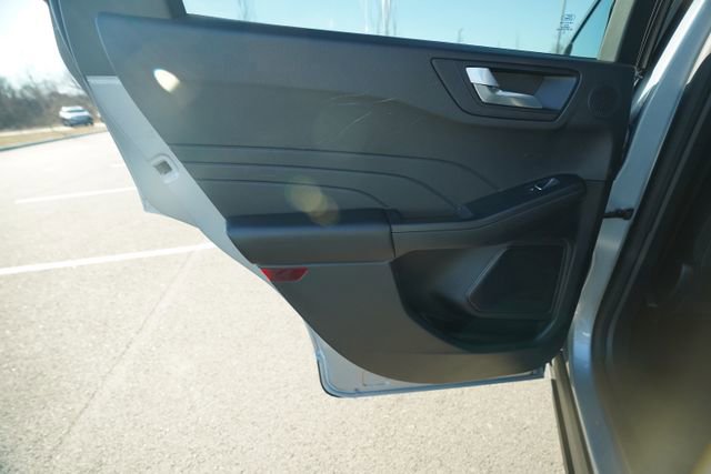 Used 2022 Ford Escape SEL w/ Technology Package image 16