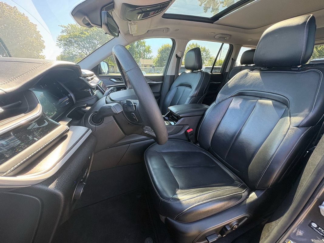 Used 2022 Jeep Grand Cherokee Limited 4xe AWD/4WD image 29