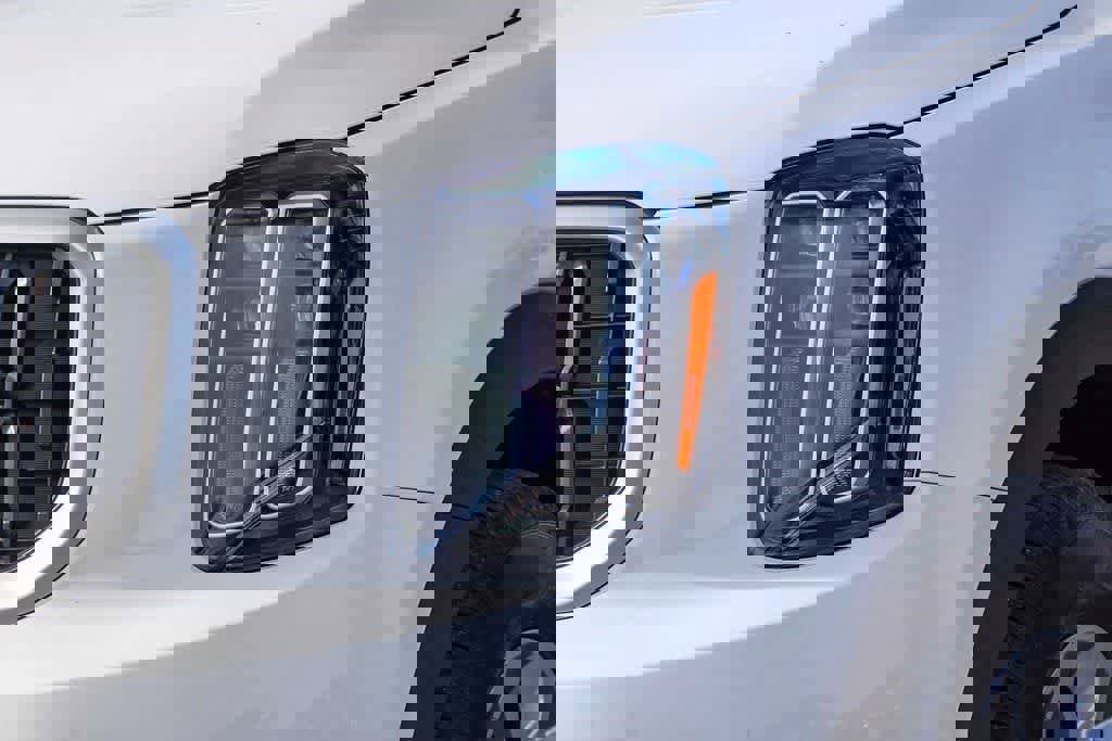 Certified 2023 Kia Telluride LX image 8