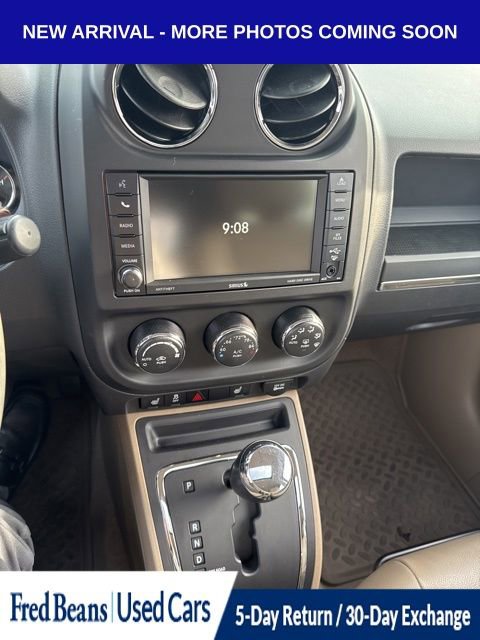 Used 2014 Jeep Patriot Limited w/ Sun/Sound Group image 12