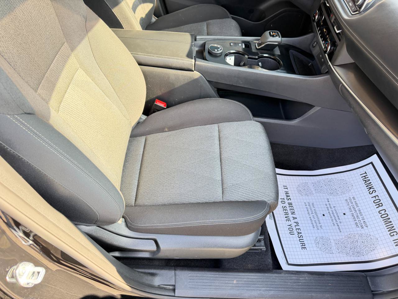 Used 2024 Nissan Rogue SV AWD/4WD image 44