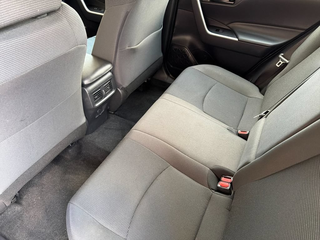 Used 2024 Toyota RAV4 LE AWD/4WD image 12