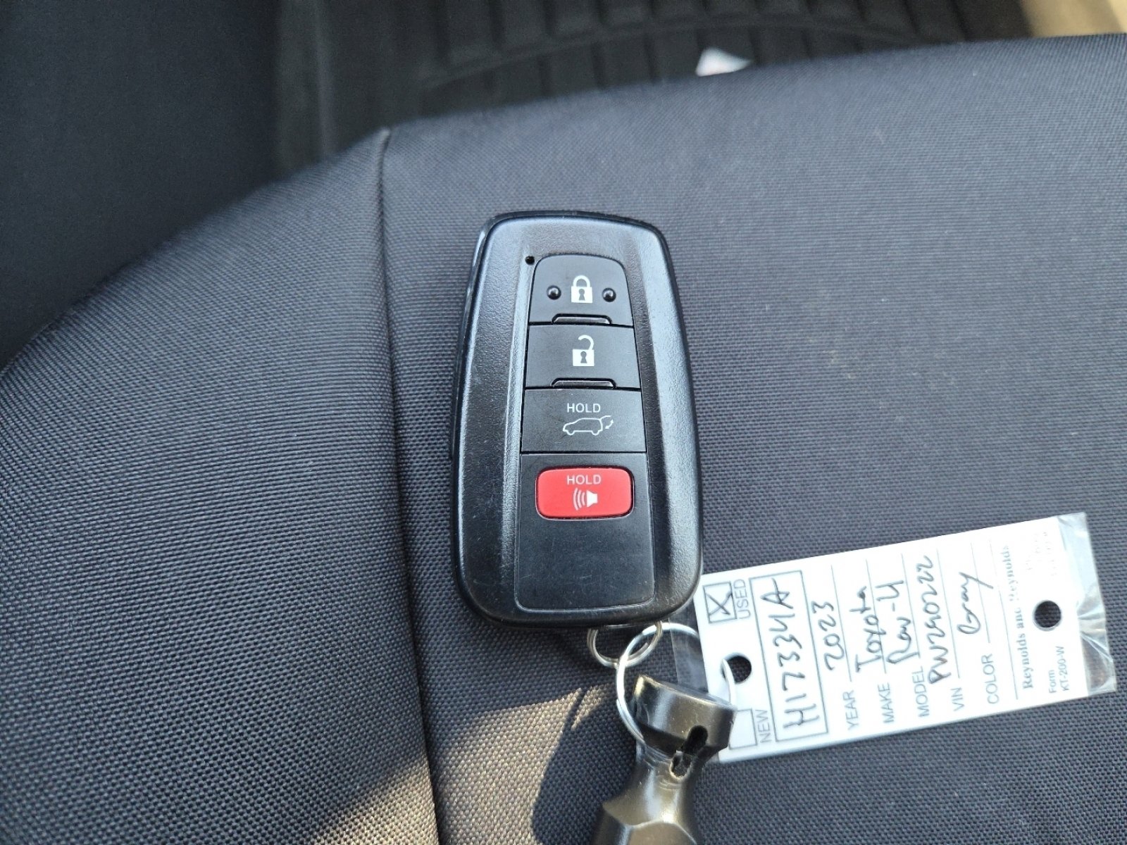 Used 2023 Toyota RAV4 XLE w/ Convenience Package image 35