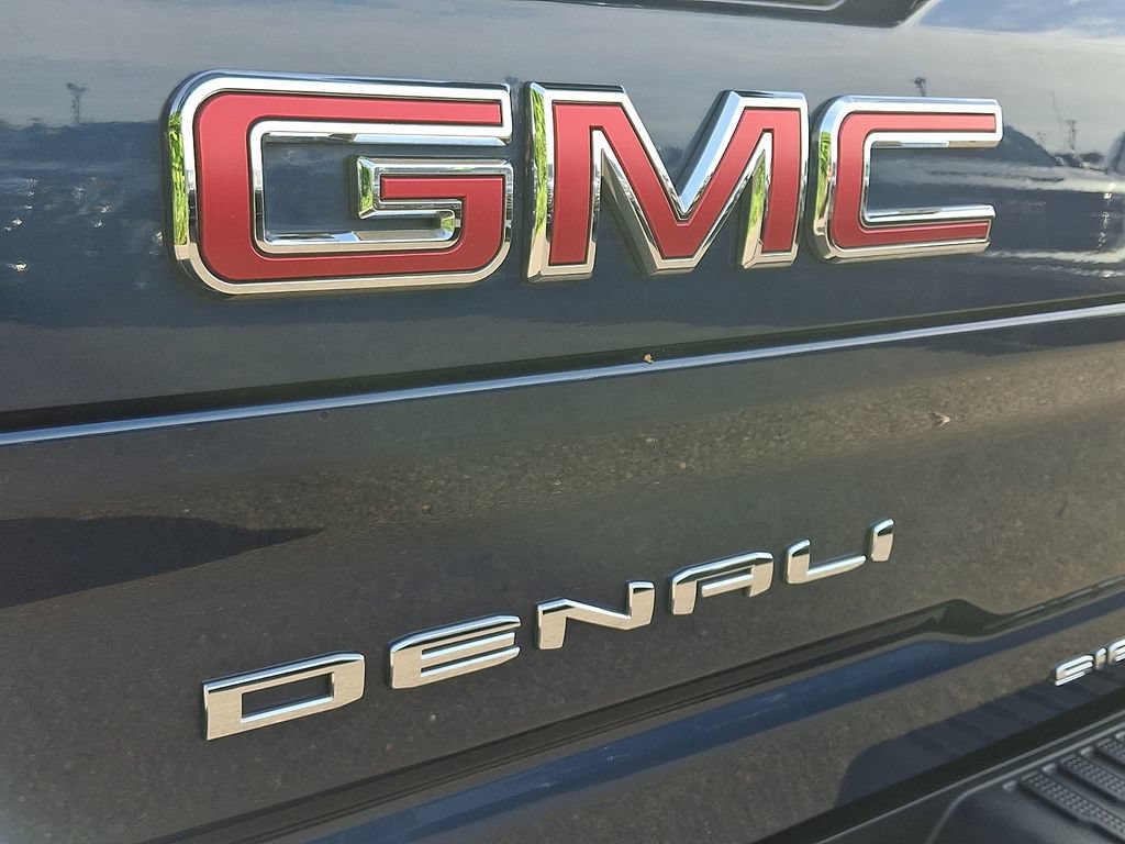 Certified 2020 GMC Sierra 2500 Denali w/ Denali Ultimate Package AWD/4WD image 31