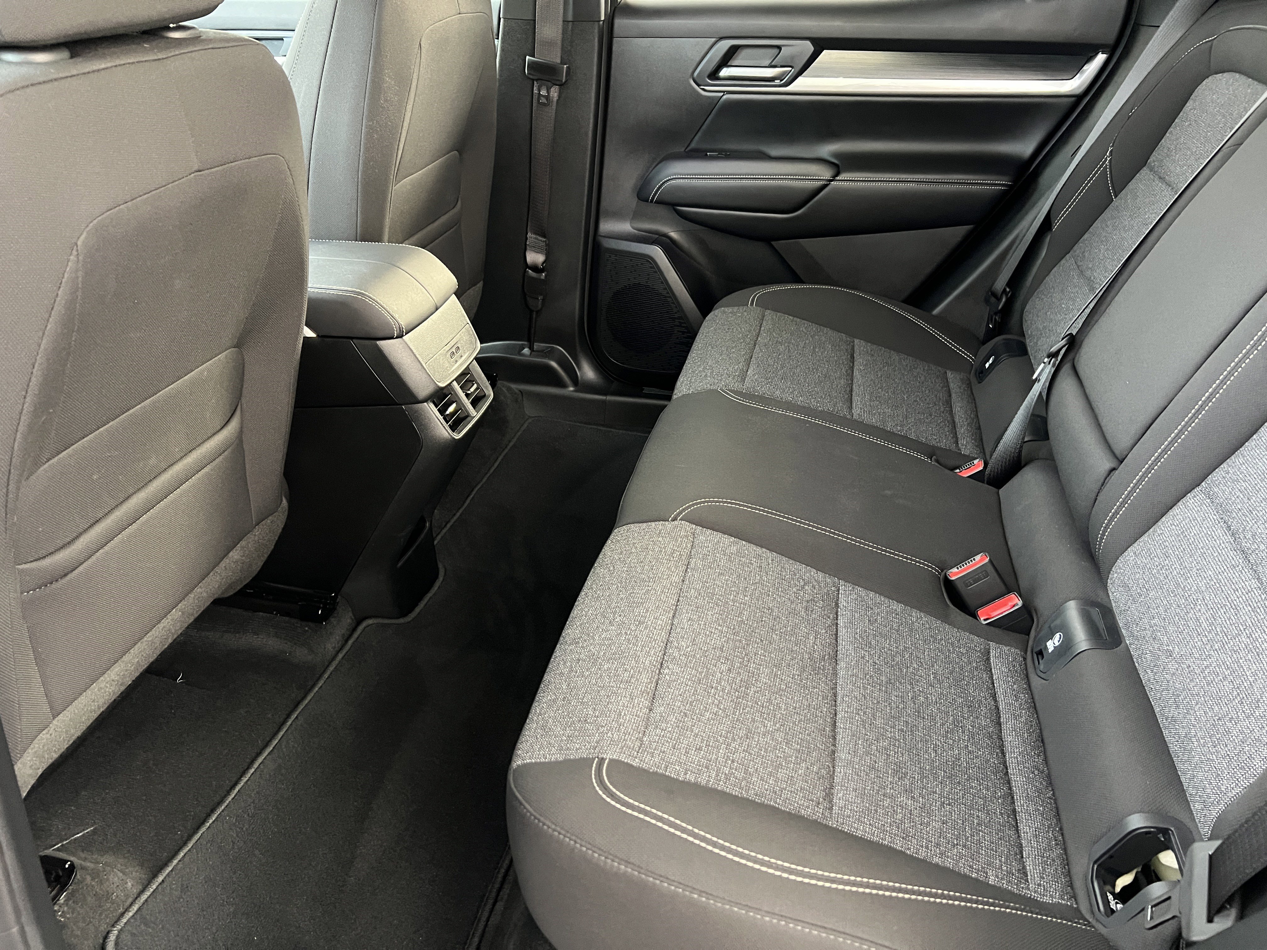 Used 2026 GMC Terrain Elevation w/ Technology Package II image 17