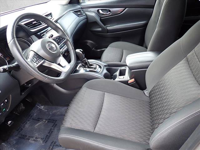 Used 2019 Nissan Rogue SV AWD/4WD image 11