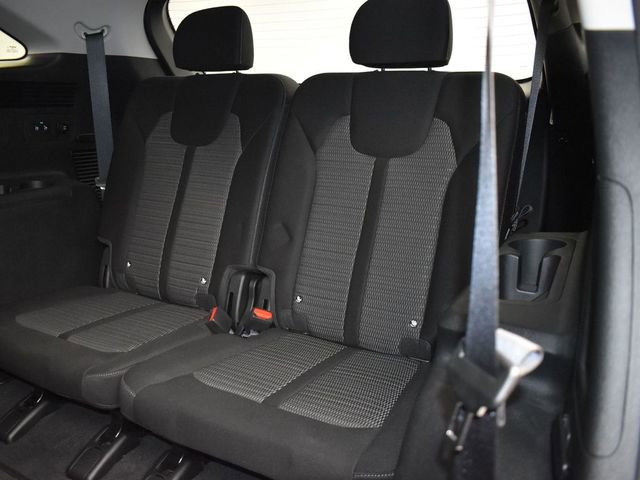 Certified 2025 Kia Sorento LX image 11