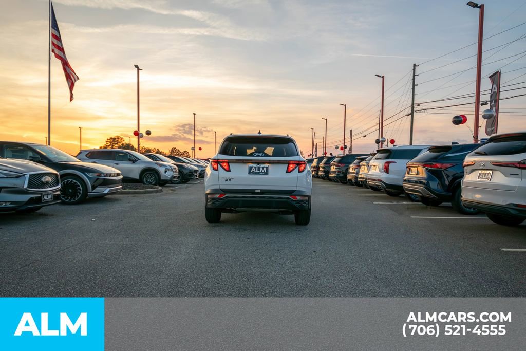 Used 2025 Volkswagen Atlas SE image 35