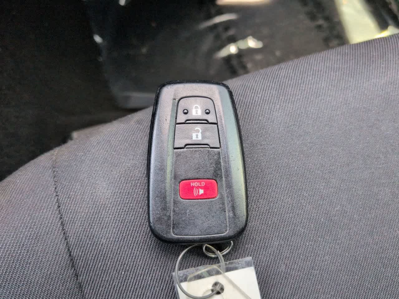Used 2021 Toyota C-HR XLE FWD image 26