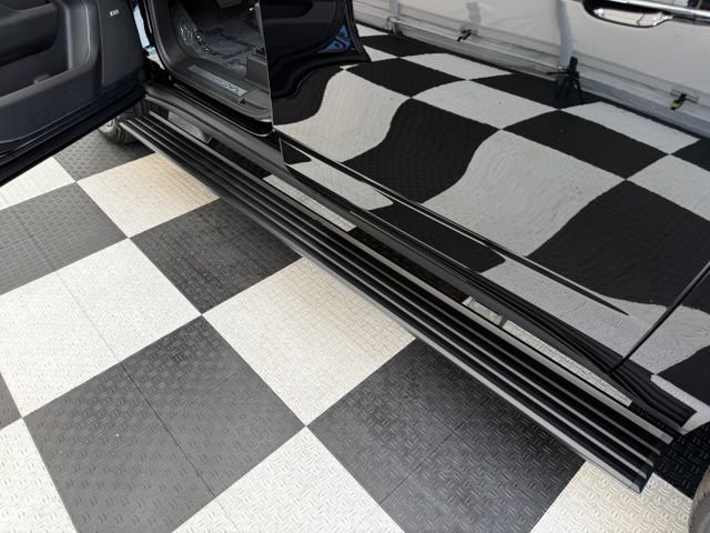 New 2026 Chevrolet Suburban High Country AWD/4WD image 36