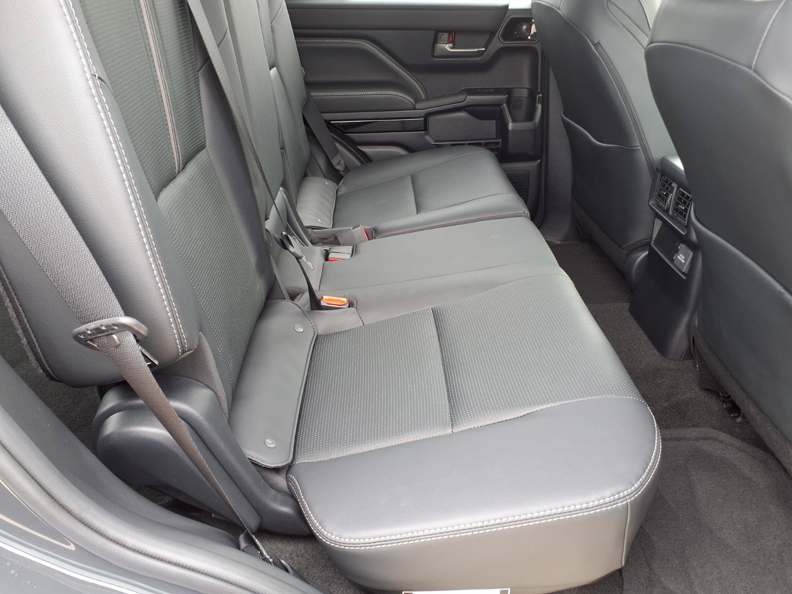 Certified 2025 Toyota 4Runner Limited RWD image 6