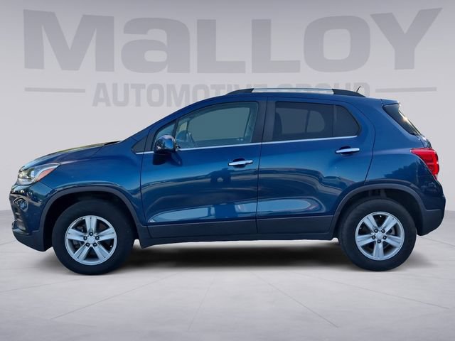Certified 2020 Chevrolet Trax LT w/ Sun & Sound Package AWD/4WD image 2
