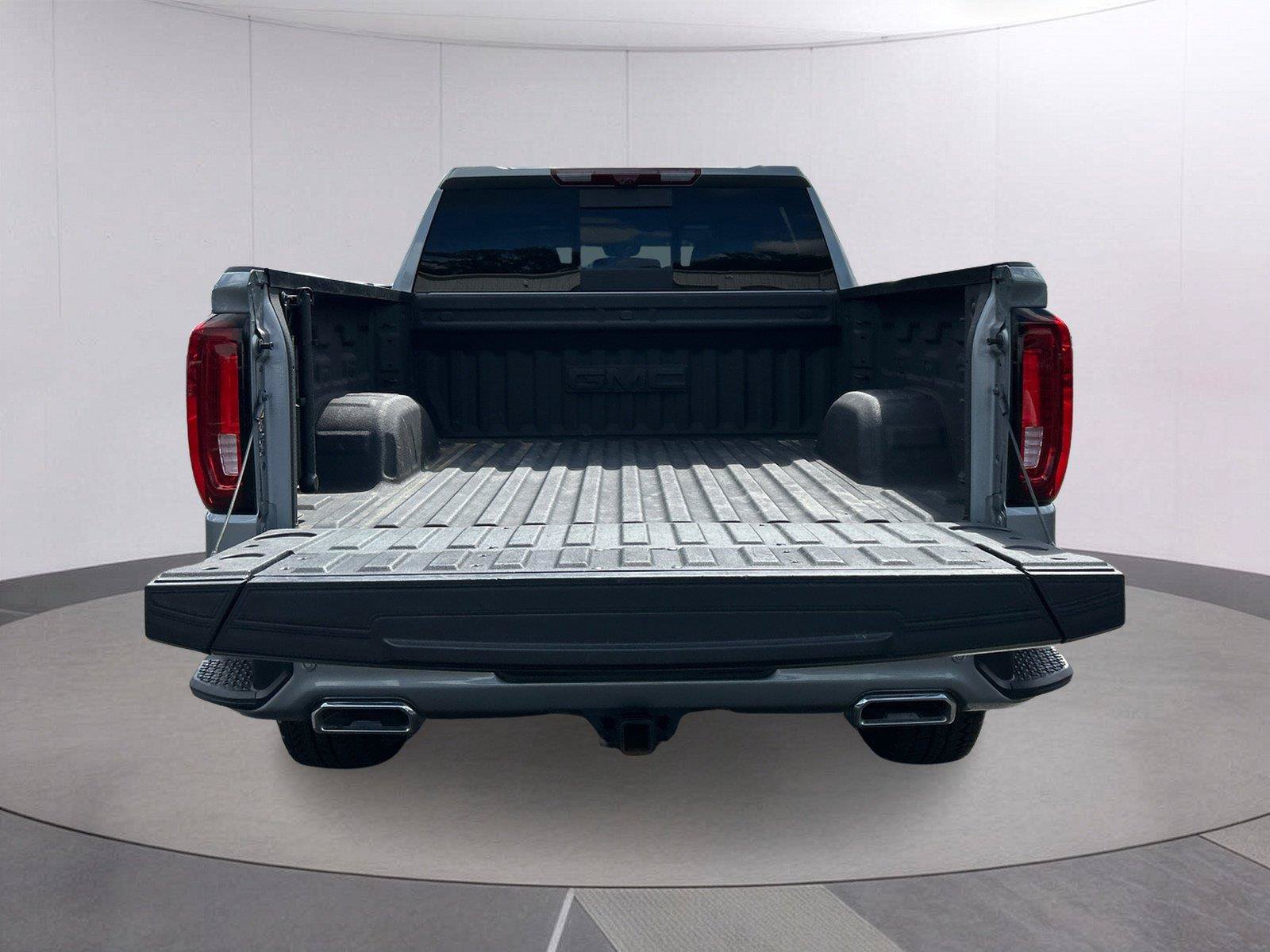 Certified 2025 GMC Sierra 1500 AT4 w/ AT4 Premium Package AWD/4WD image 6
