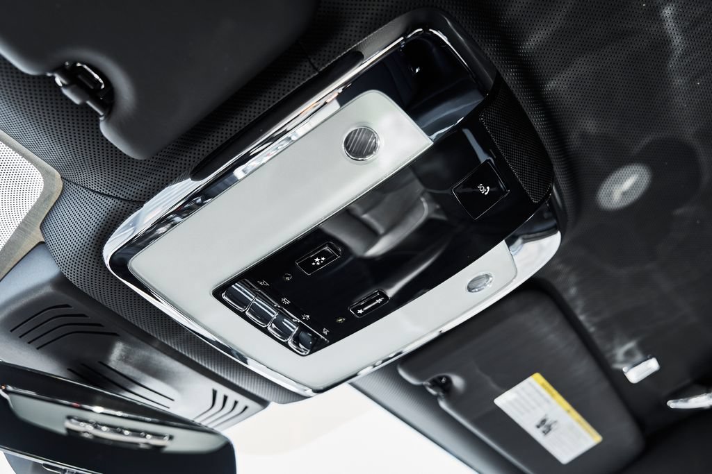 Used 2023 Rolls-Royce Ghost AWD/4WD image 79