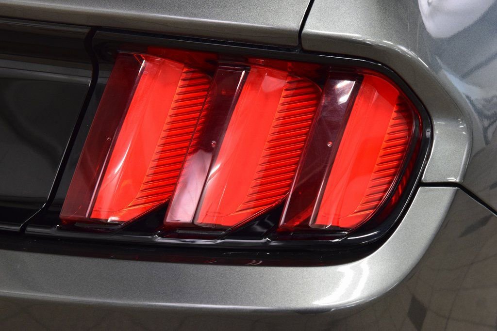 Used 2017 Ford Mustang Shelby GT350 image 22