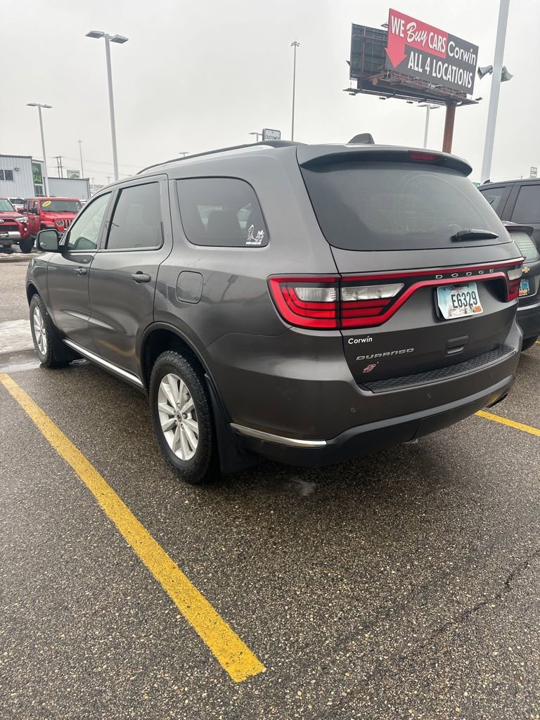 Used 2019 Dodge Durango SXT image 3