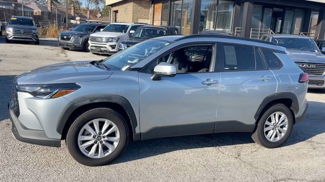 Used 2024 Toyota Corolla Cross LE image 24