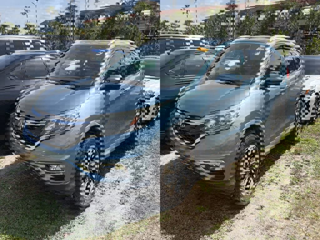 Used 2015 Honda CR-V Touring image 3