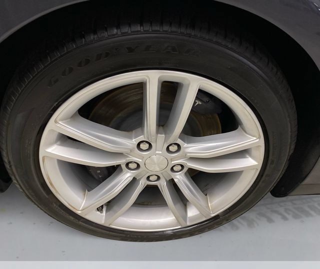 Used 2015 Tesla Model S 70D AWD/4WD image 18