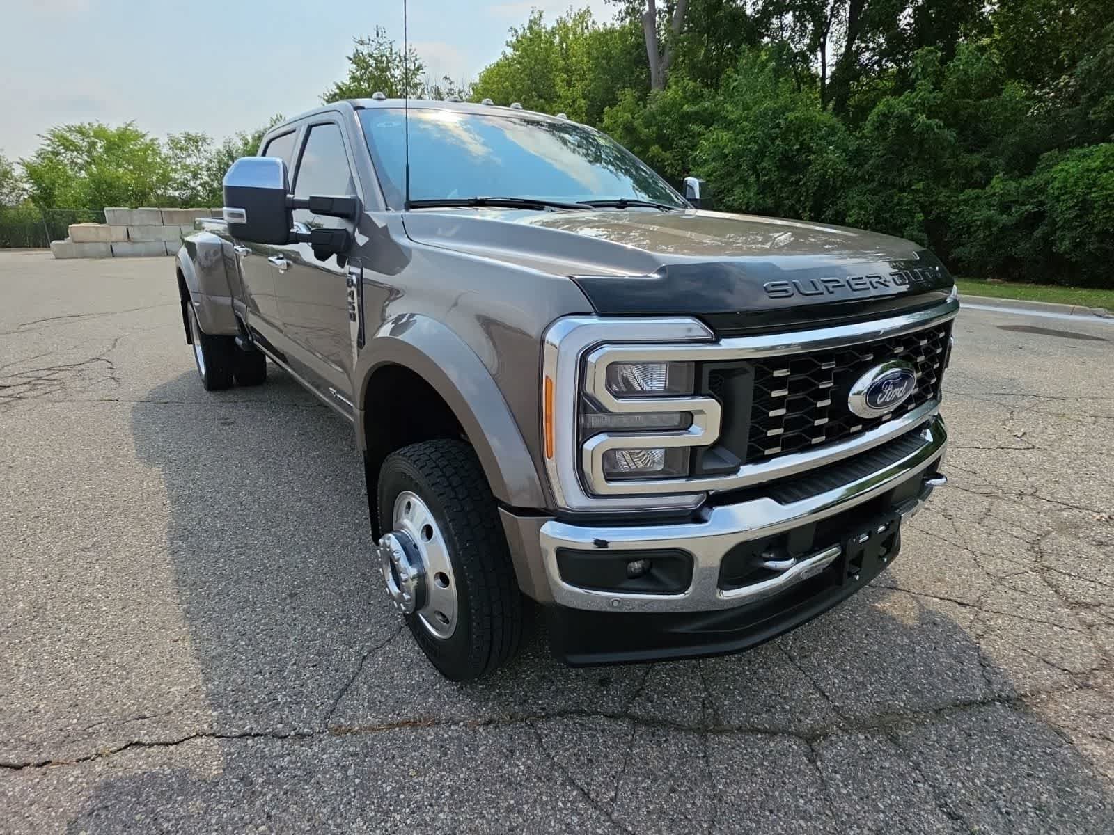Used 2023 Ford F450 King Ranch w/ Chrome Package AWD/4WD image 6