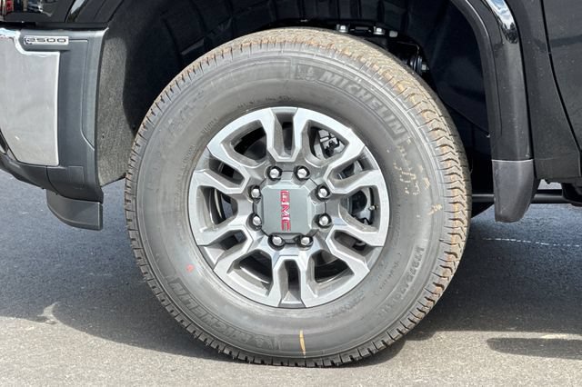 New 2026 GMC Sierra 2500 SLT w/ SLT Premium Package AWD/4WD image 32