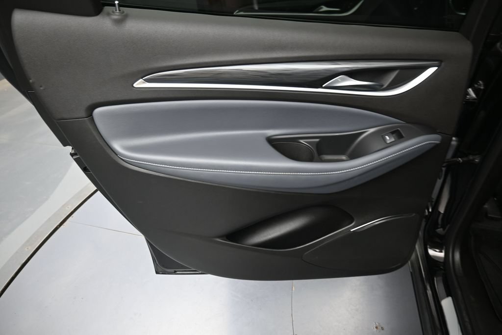 Used 2022 Buick Enclave Essence w/ LPO, Floor Liner Package AWD/4WD image 25