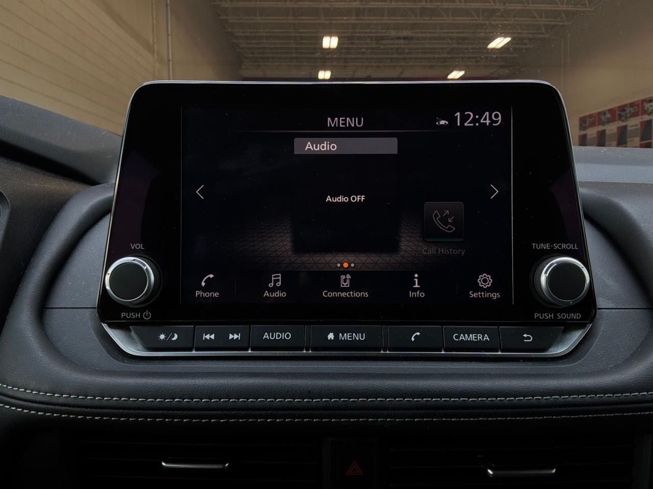 Used 2025 Nissan Rogue SV FWD image 29