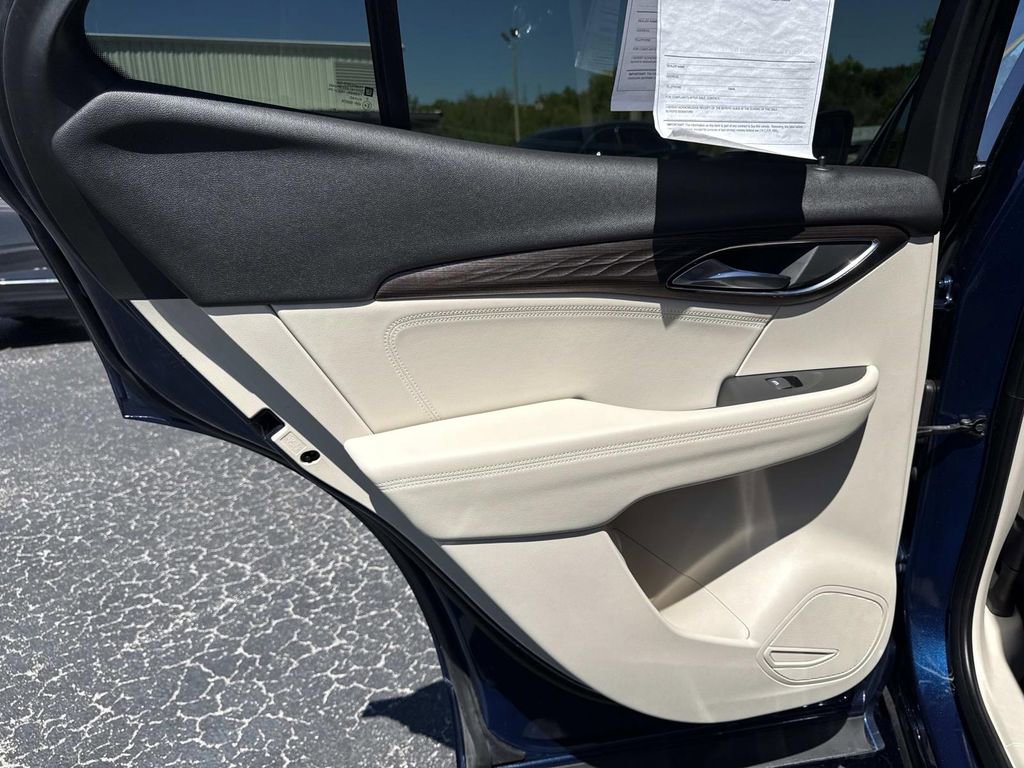 Used 2023 Buick Envision Avenir AWD/4WD image 13
