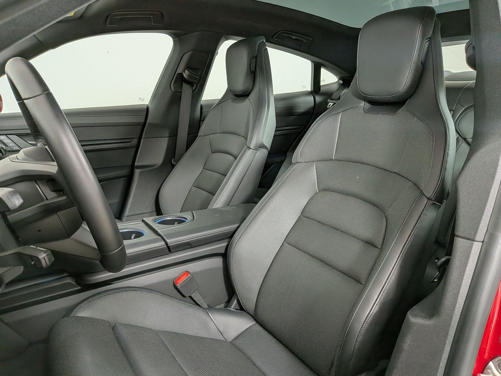 New 2024 Porsche Taycan 4S AWD/4WD image 5
