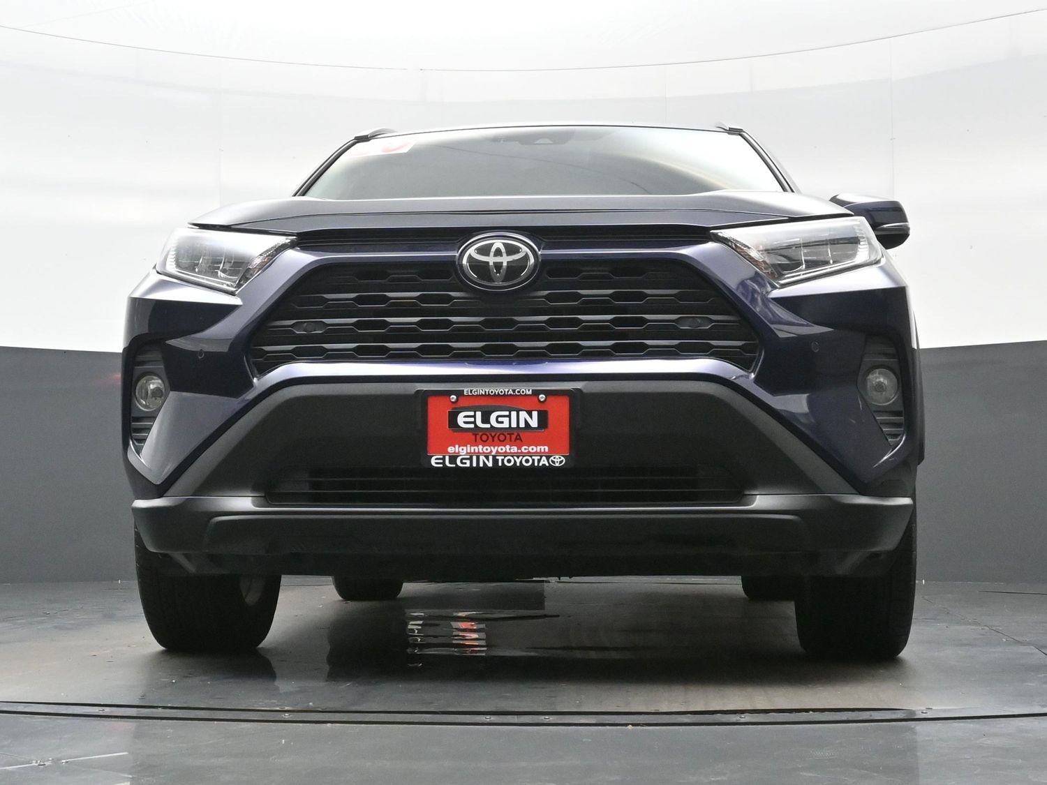 Used 2020 Toyota RAV4 XLE Premium FWD image 27