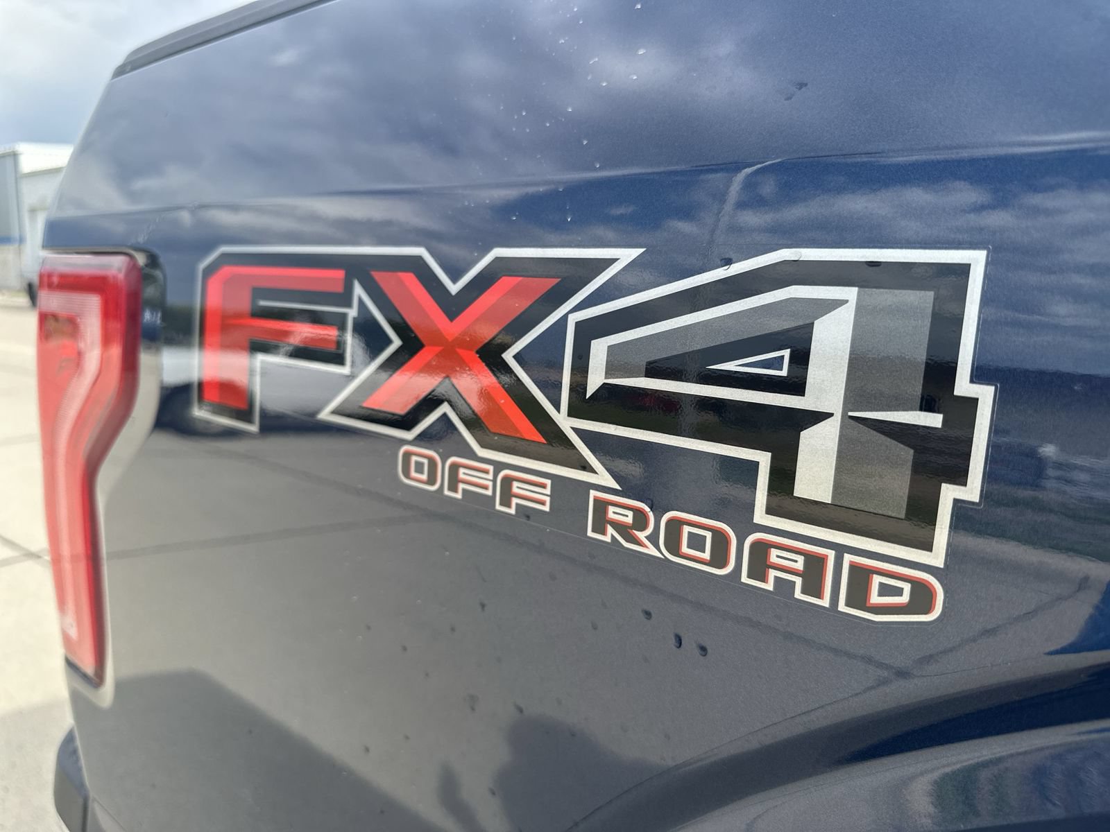 Used 2016 Ford F150 XLT w/ Equipment Group 302A Luxury AWD/4WD image 33