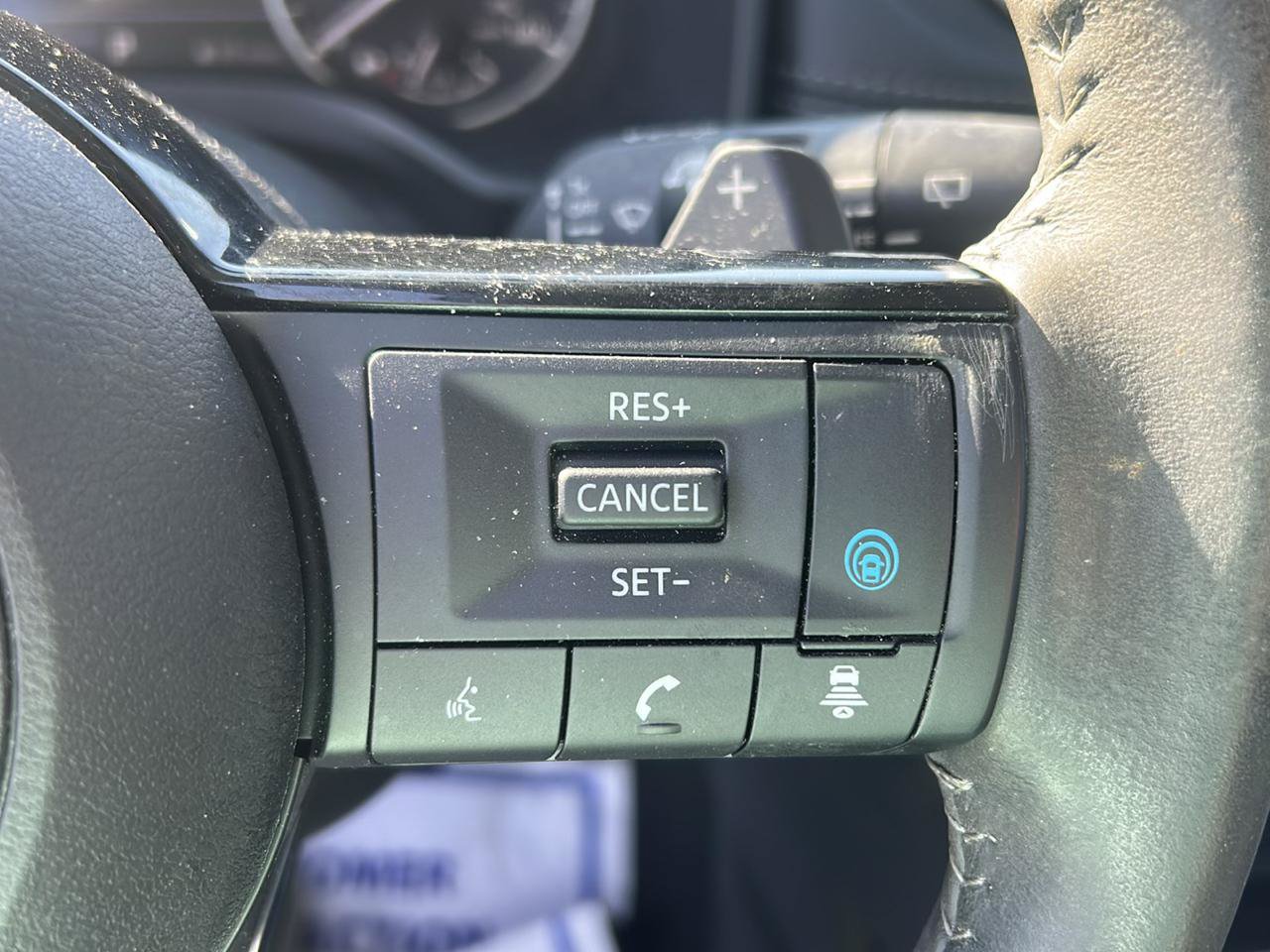 Used 2023 Nissan Rogue SV w/ SV Premium B Package FWD image 18