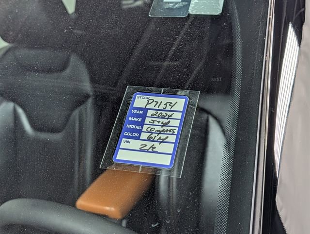 Used 2024 Jeep Compass Limited image 28