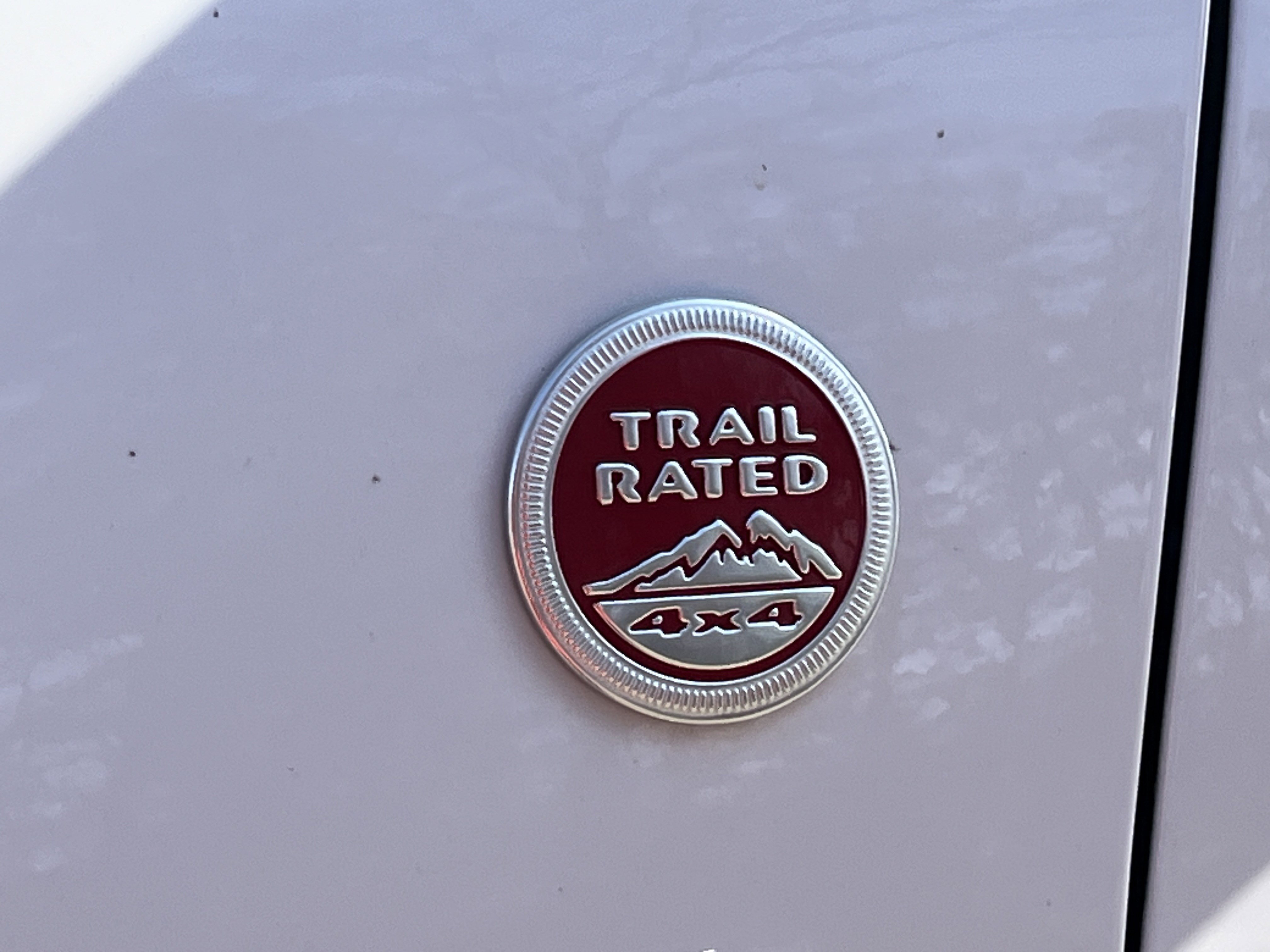 Used 2020 Jeep Grand Cherokee Trailhawk AWD/4WD image 37