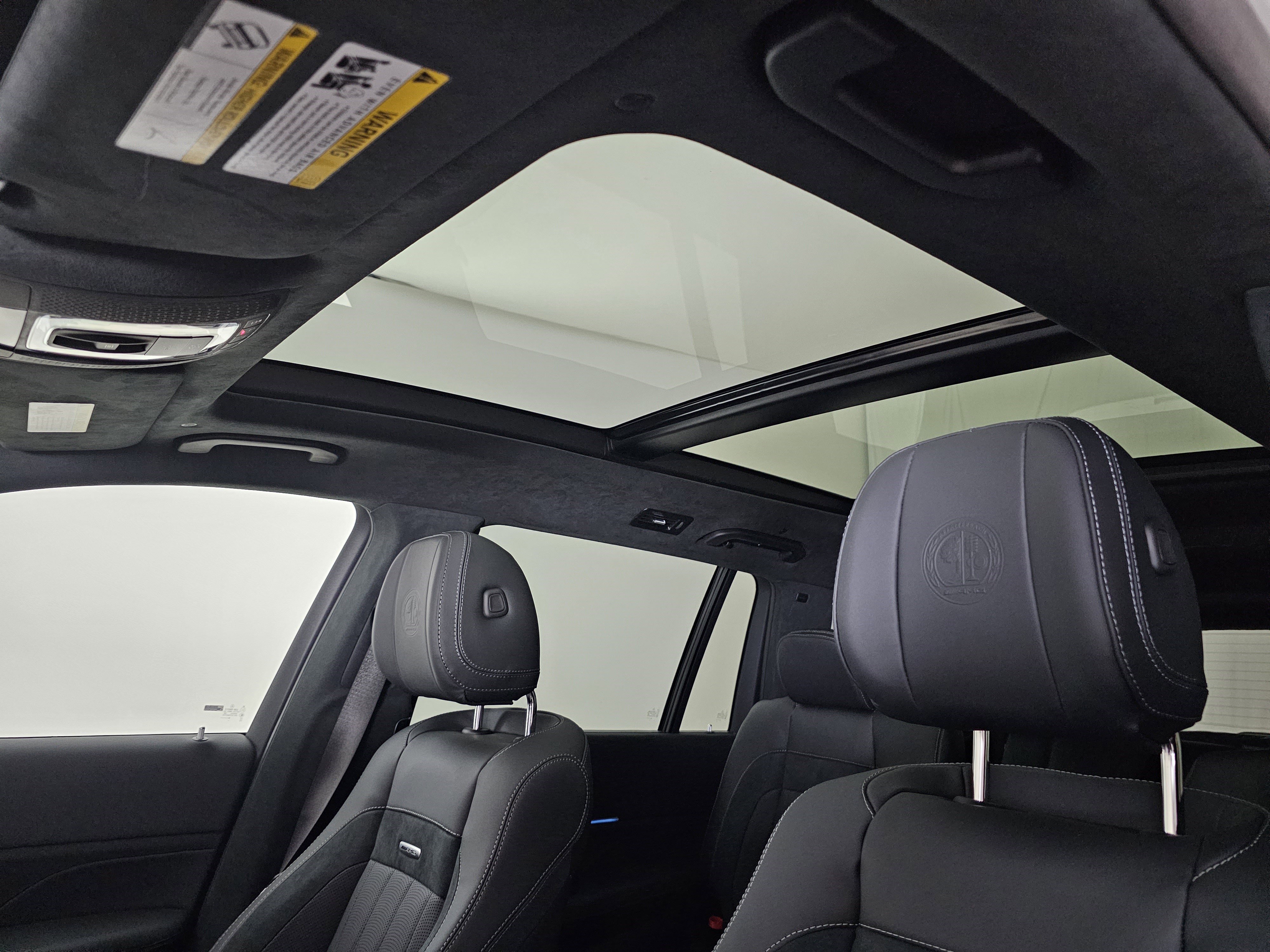 New 2026 Mercedes-Benz GLS 63 AMG 4MATIC image 12