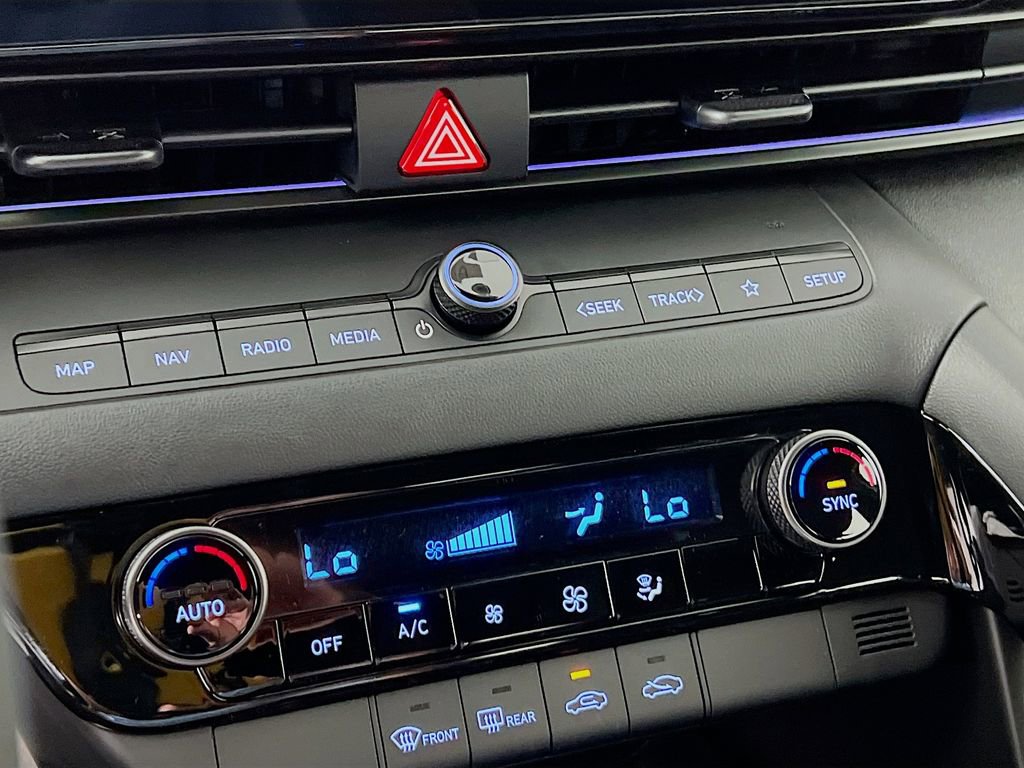 New 2025 Hyundai Elantra SEL w/ Cargo Package image 14