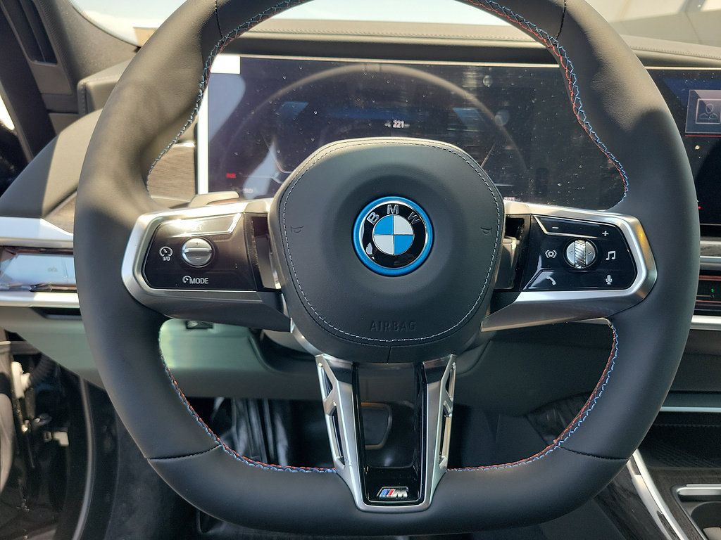 New 2026 BMW i7 M70 w/ Executive Package AWD/4WD image 25