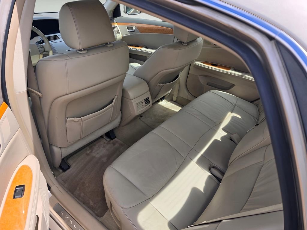 Used 2007 Toyota Avalon XLS image 21