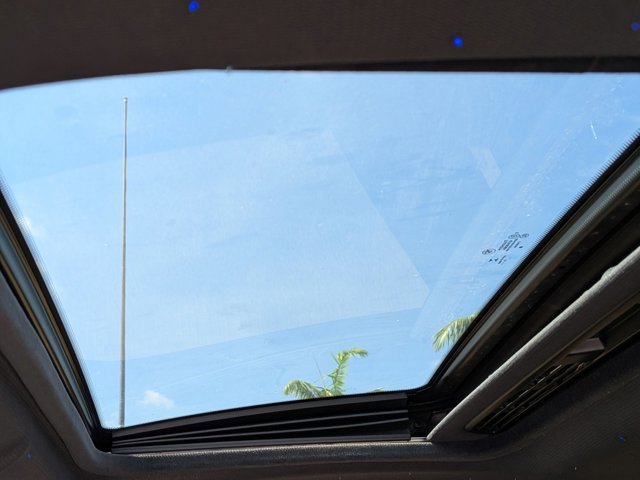 Used 2015 BMW M235i Coupe image 11