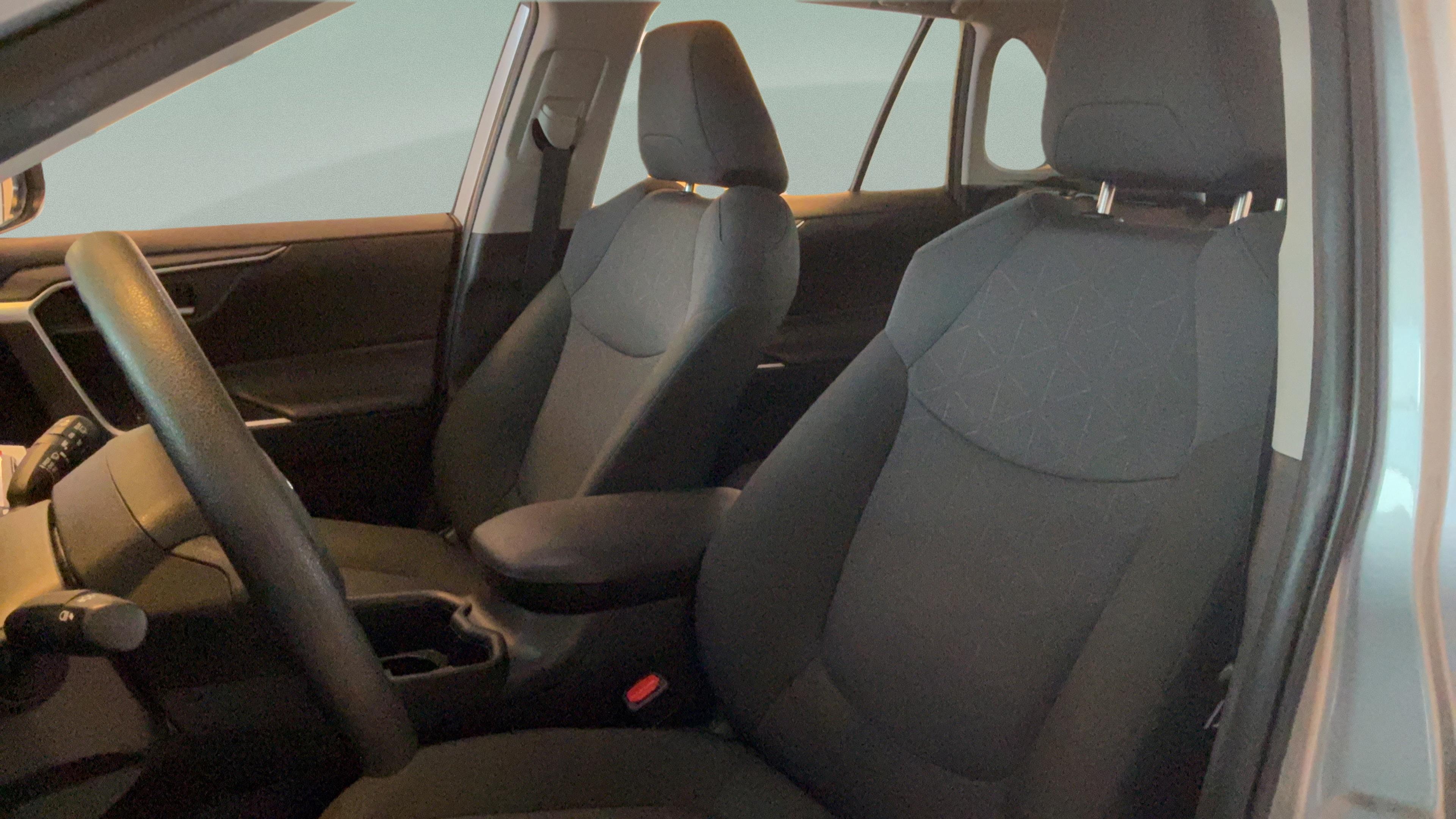 Certified 2025 Toyota RAV4 XLE AWD/4WD image 25