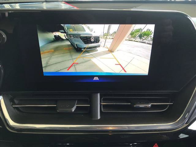 Used 2025 Chevrolet Trax RS w/ Driver Confidence Package FWD image 17