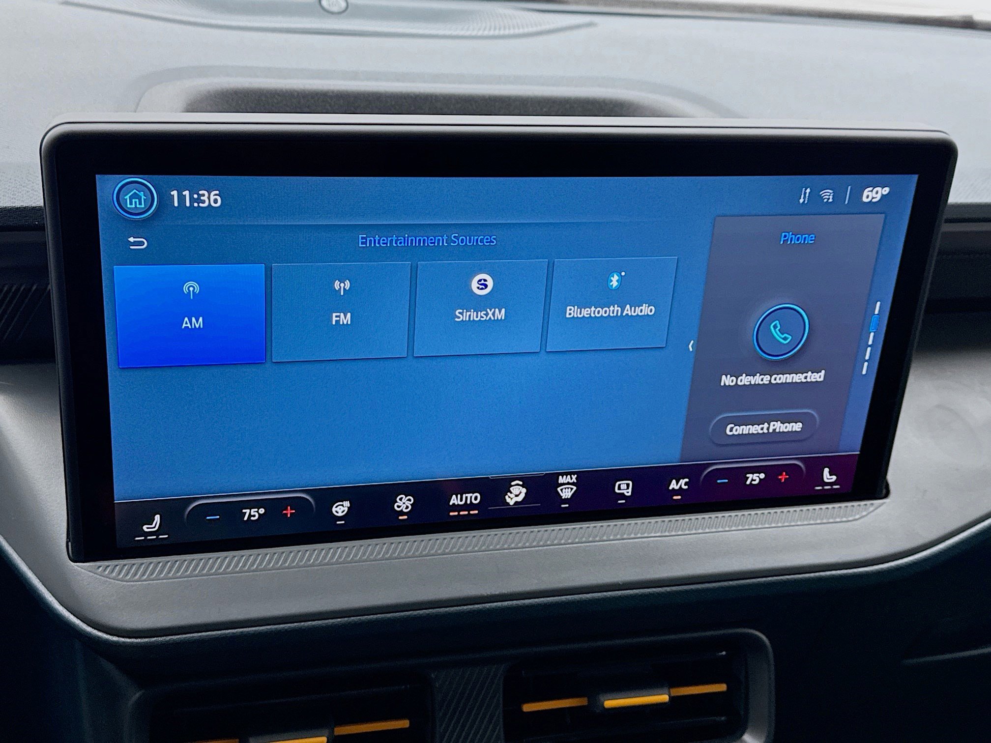 Used 2025 Ford Maverick Tremor image 11