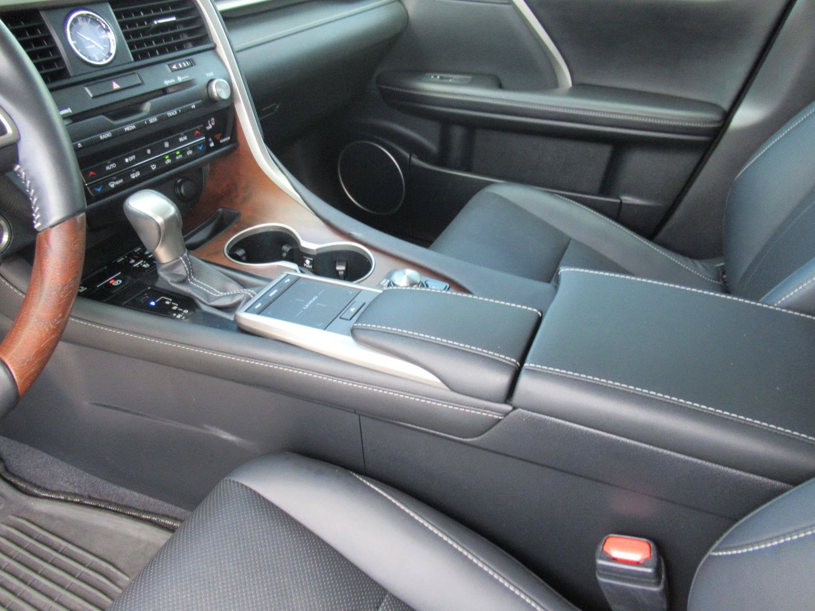 Used 2020 Lexus RX 350L FWD w/ Premium Package image 19