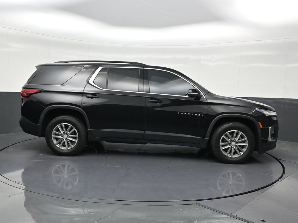 Used 2022 Chevrolet Traverse LT image 7