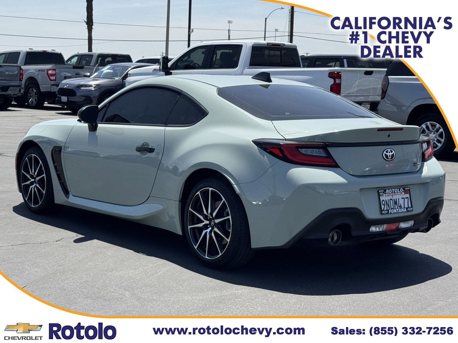 Used 2024 Toyota GR86 RWD image 4