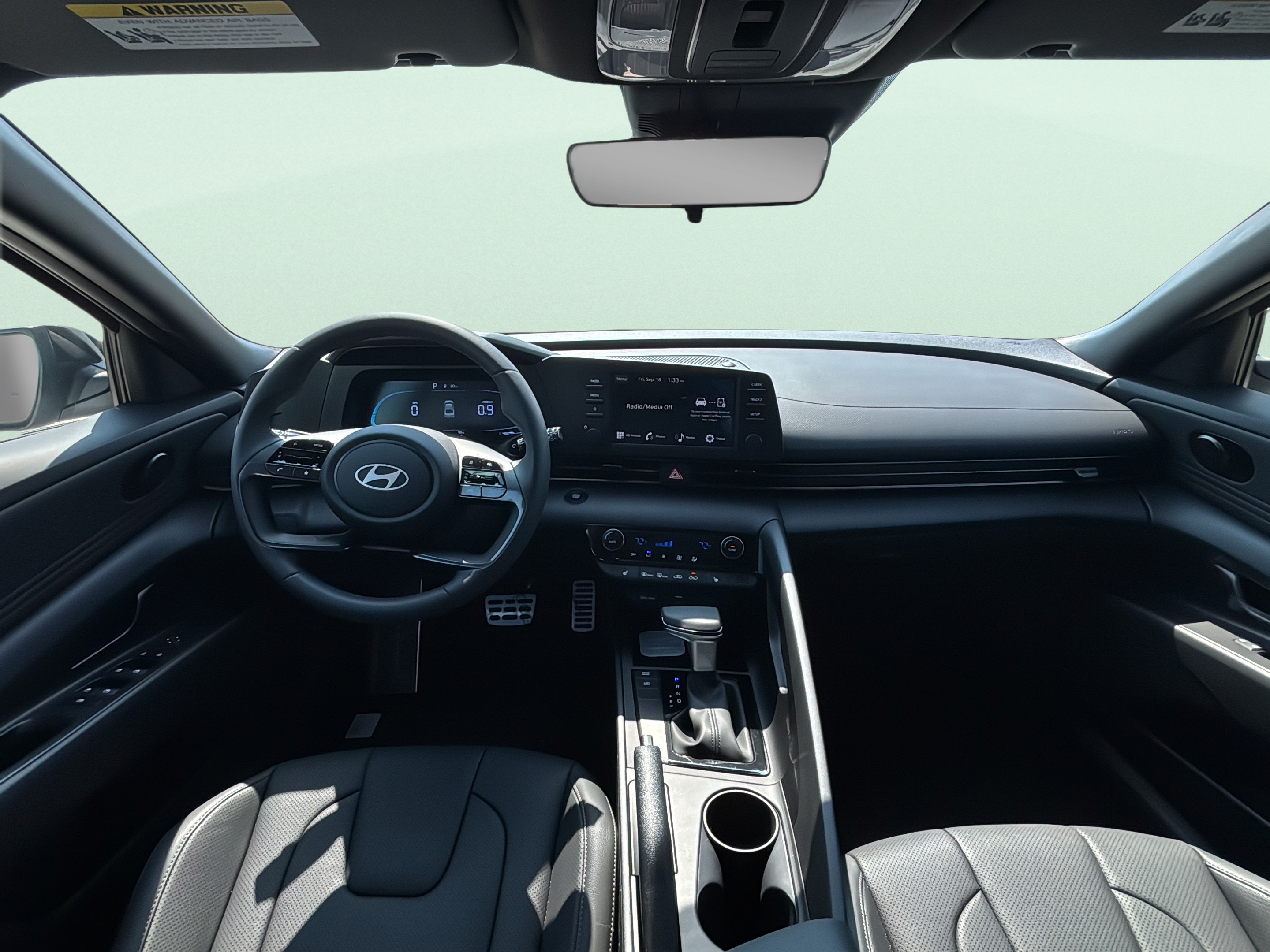 New 2026 Hyundai Elantra SEL Sport FWD image 9